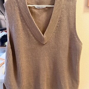 Abercrombie & Fitch Beige Knit Sweater Vest